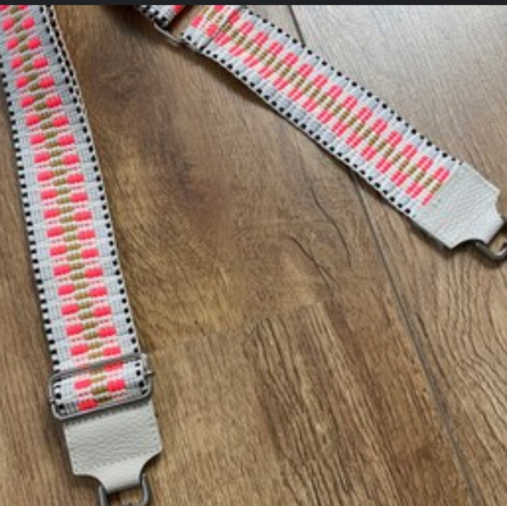 Cluci- Crossbody/ Handbag Strap (Multicolor/Gold)